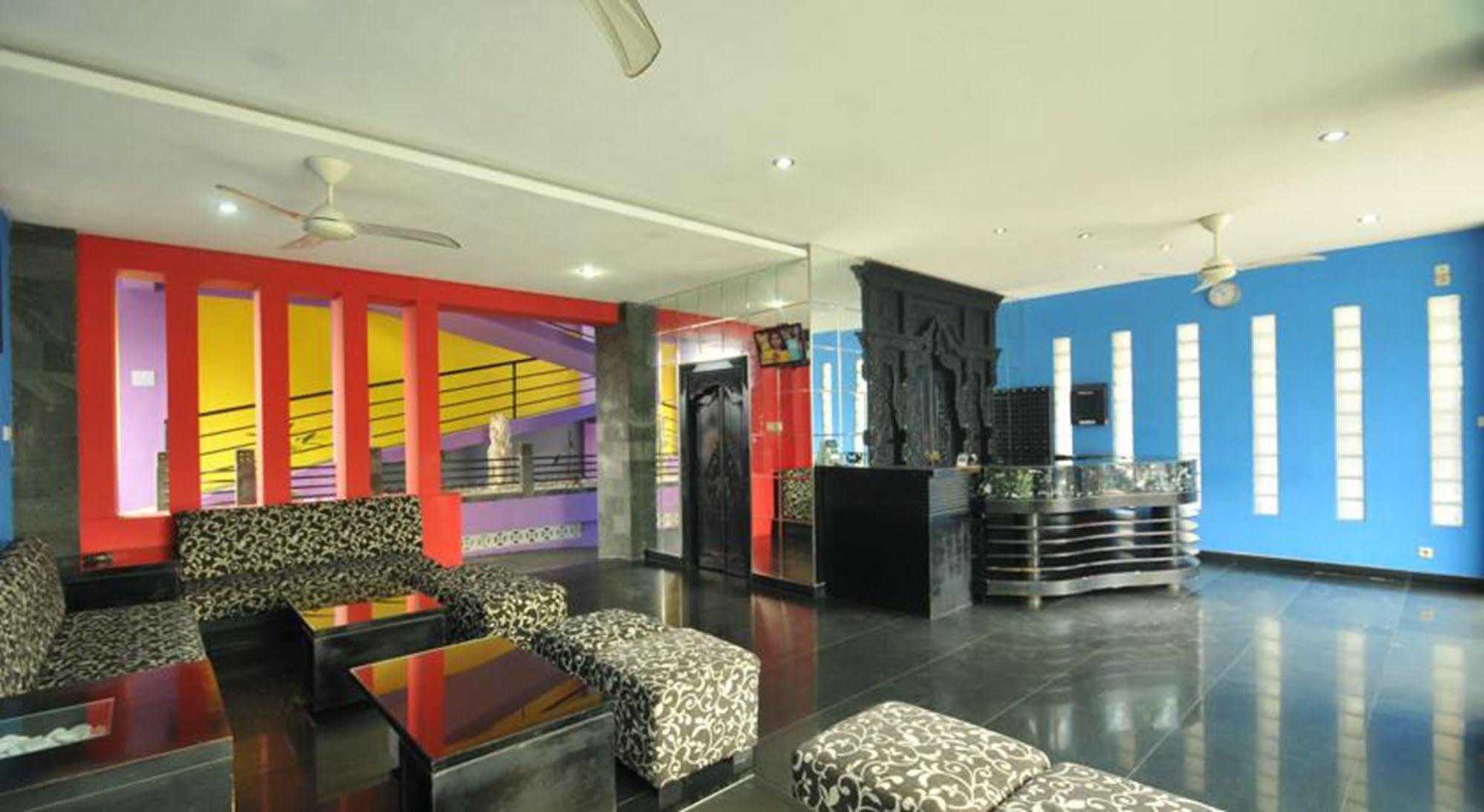Arya Hotel & Spa Kuta Lombok Buitenkant foto